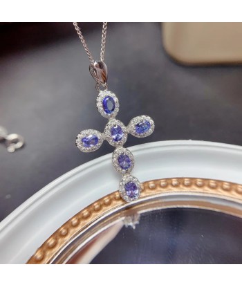 Sterling Silver Tanzanite Necklace for Women. plus qu'un jeu 