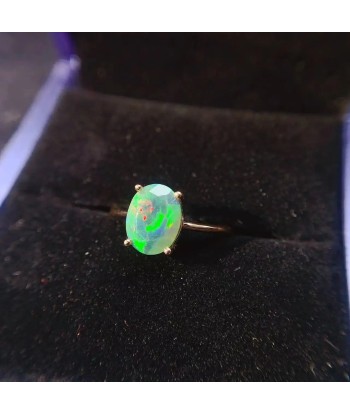 Sterling Silver 7x9mm Opal Engagement Ring rembourrage situé sous