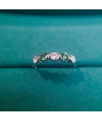 Sterling Silver 3MM Moissanite White and Green Band Ring for Women l'achat 