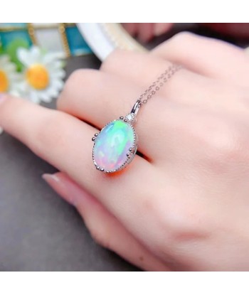 Gold Opal Pendant Necklace for Women une grave pollution 