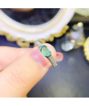 Sterling Silver 0.24ct Emerald Engagement Ring for Women Les êtres humains sont 