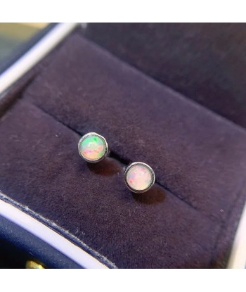 Silver 4mm Round Opal Stud Earrings for Women pas cheres