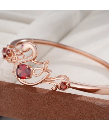 18K Rose Gold Plated Hollow Out Swan Animal Bangles with Red Garnet Gemstone for Women Les magasins à Paris