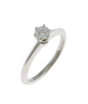 Tiffany TIFFANY & Co. Solitaire Rings / No. 8.5 Diamond Ladies 50% de réduction en Octobre 2024