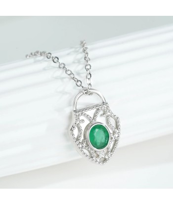 Sterling Silver Lock Shield Pendant with Green Emerald Inlay for Women votre restaurant rapide dans 