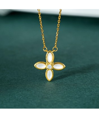 18K Gold Plated Sterling Silver Flower Pendant Necklace for Women ouvre sa boutique