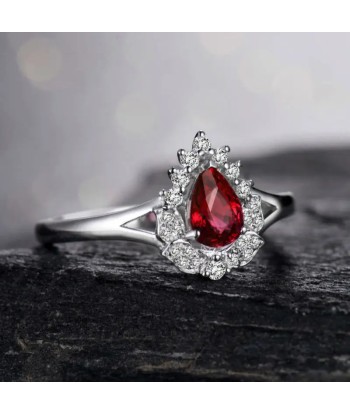 White Gold Ruby and Diamond Ring for Her l'évolution des habitudes 