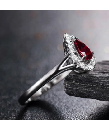 White Gold Ruby and Diamond Ring for Her l'évolution des habitudes 