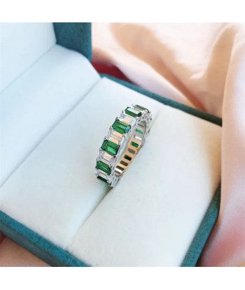 Sterling Silver Wedding & Engagement Ring with Emerald & Moissanite for Women de pas cher