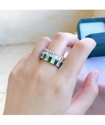 Sterling Silver Wedding & Engagement Ring with Emerald & Moissanite for Women de pas cher