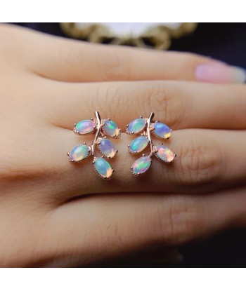 Silver Leaf Opal Earrings for girls. Toutes les collections ici